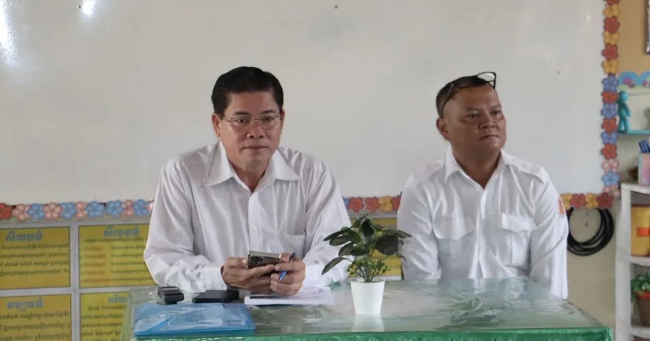 លោក ផាយ ឡេង អភិបាលក្រុងពោធិ៍សាត់ អញ្ជើញបើកវគ្គបំប៉នសមត្ថភាពស្តីពីនីតិវិធីជ្រើសរើសអ្នកផ្គត់ផ្គង់ សម្រាប់កម្មវិធីផ្តល់អាហារតាមសាលារៀនដោយប្រើប្រាស់កសិផលក្នុងសហគមន៍