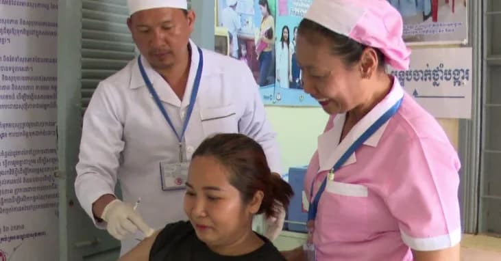 លោកស្រី ហ៊ាង គន្ធា ប្រធានមណ្ឌល សុខភាពគៀនជ្រៃ ស្រុកកំពង់សៀម បានអះអាងថា ប្រជាពលរដ្ឋមានជីវភាពខ្វះខាត និងអ្នកប្រើបណ្ណ័ ប.ស.ស ទទួលបានការពិនិត្យ និងព្យាបាលដោយឥតគិតថ្លៃ