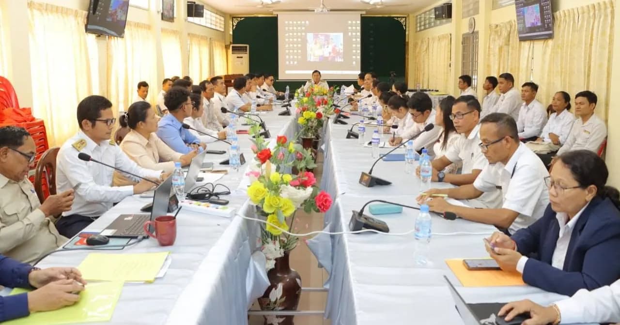 មន្ទីរអប់រំ យុវជន និងកីឡាខេត្តពោធិ៍សាត់ រៀបចំពិធីប្រឡងប្រជែងតែងនិពន្ធ និងស្មូតកំណាព្យ ដើម្បីអបអរសាទរ «ទិវាគ្រូបង្រៀន ៥ តុលា ២០២៦»