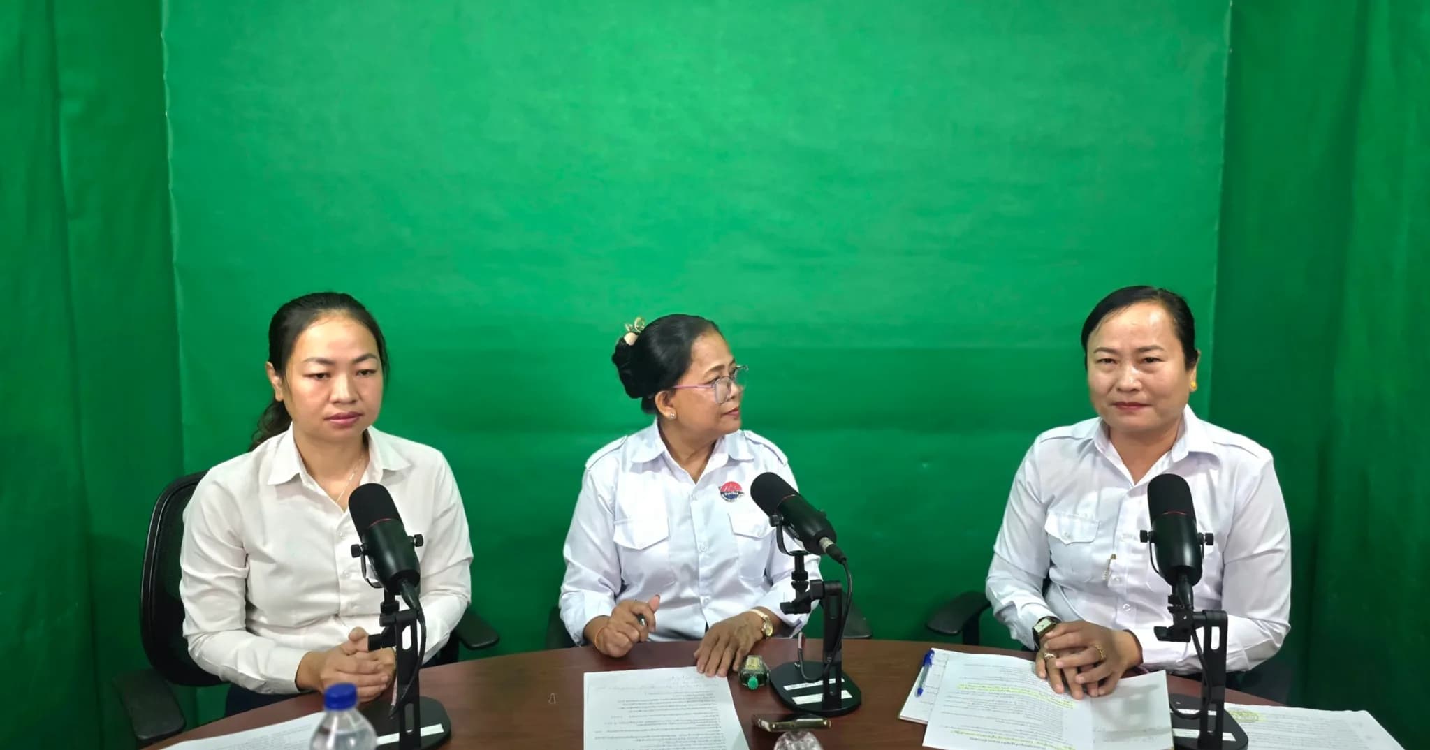 (ផ្សាយផ្ទាល់) កម្មវិធីស្វែងយល់អំពីការបោះឆ្នោត កំពុងពិភាក្សាលើប្រធានបទ៖«ការពិនិត្យបញ្ជីឈ្មោះនិងការចុះឈ្មោះឆ្នោត ឆ្នាំ២០២៦»