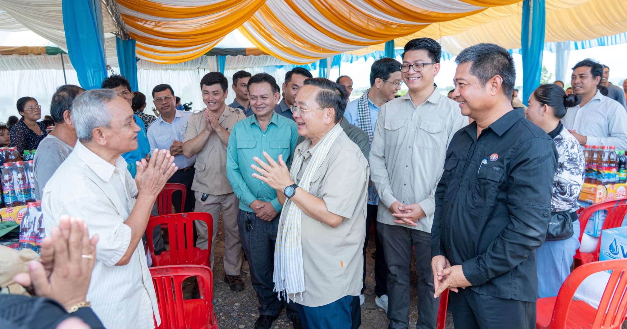 ឯកឧត្តម សុខ លូ ណែនាំប្រជាពលរដ្ឋឱ្យយកចិត្តទុកដាក់លើសុខភាព និងការប្រើប្រាស់ថ្នាំសង្កូវឱ្យបានត្រឹមត្រូវ ក្នុង និងក្រោយពេលរងគ្រោះដោយជំនន់ទឹកភ្លៀង